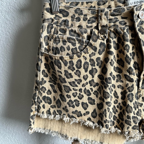 Lili Sidonio x Molly Bracken Cheetah Woven Shorts sz: Med - Picture 2 of 7